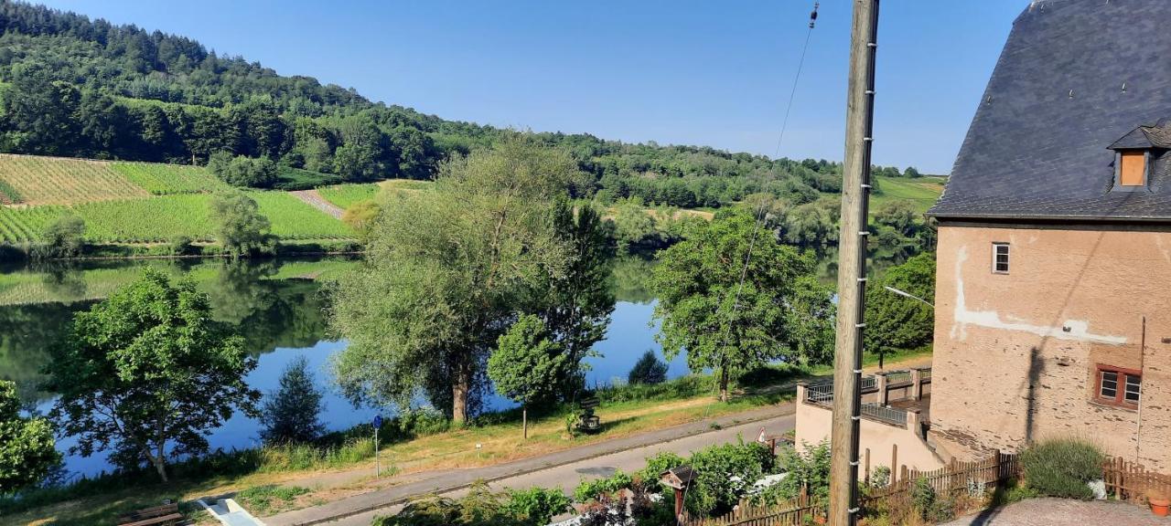 Apartment In Spay Smile Zell-merl Mosel *